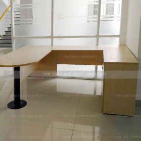 Bàn Làm Việc Chân Sắt BLVCS016 